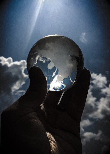 glass-earth-in-sunshine-2022-11-11-10-44-14-utc